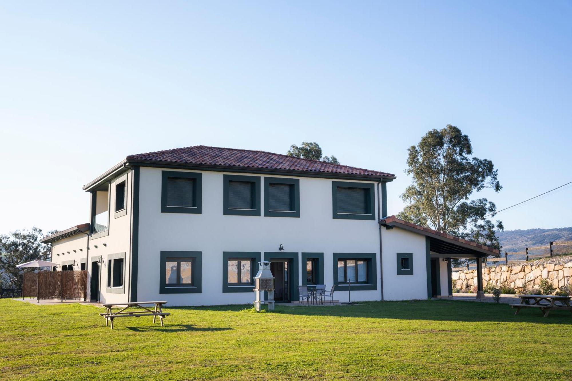 Apartamentos Alto Ubiro Lierganes Bagian luar foto
