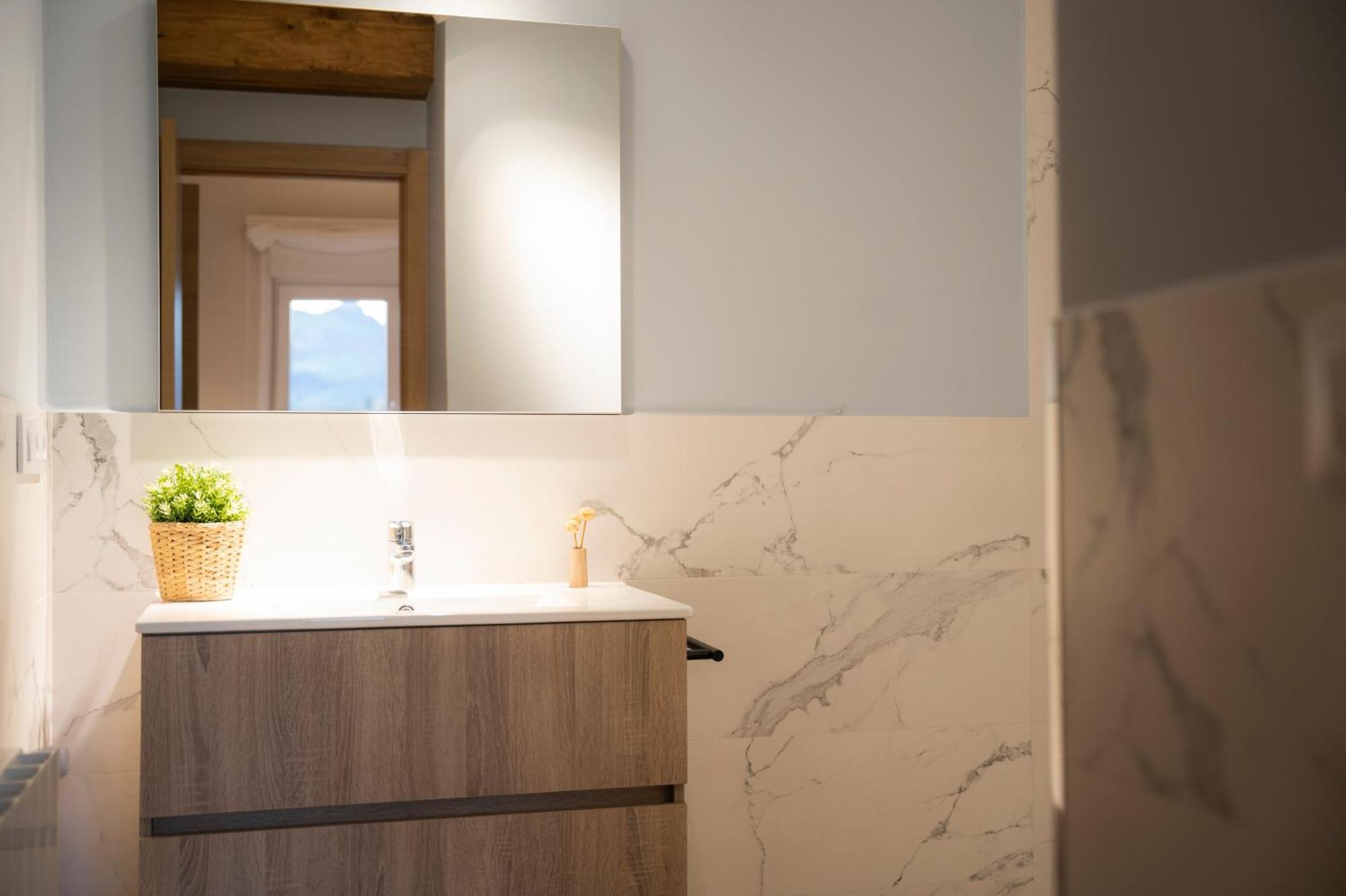 Apartamentos Alto Ubiro Lierganes Bagian luar foto