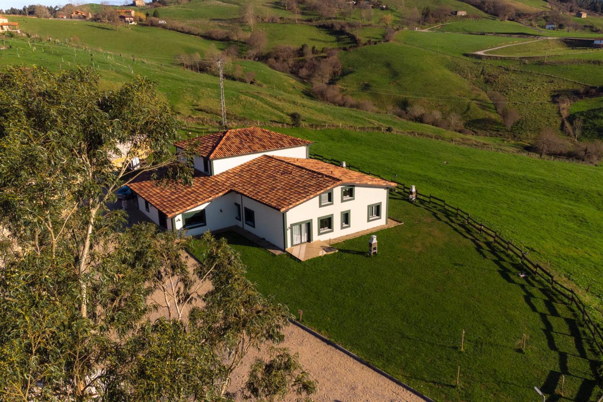 Apartamentos Alto Ubiro Lierganes Bagian luar foto