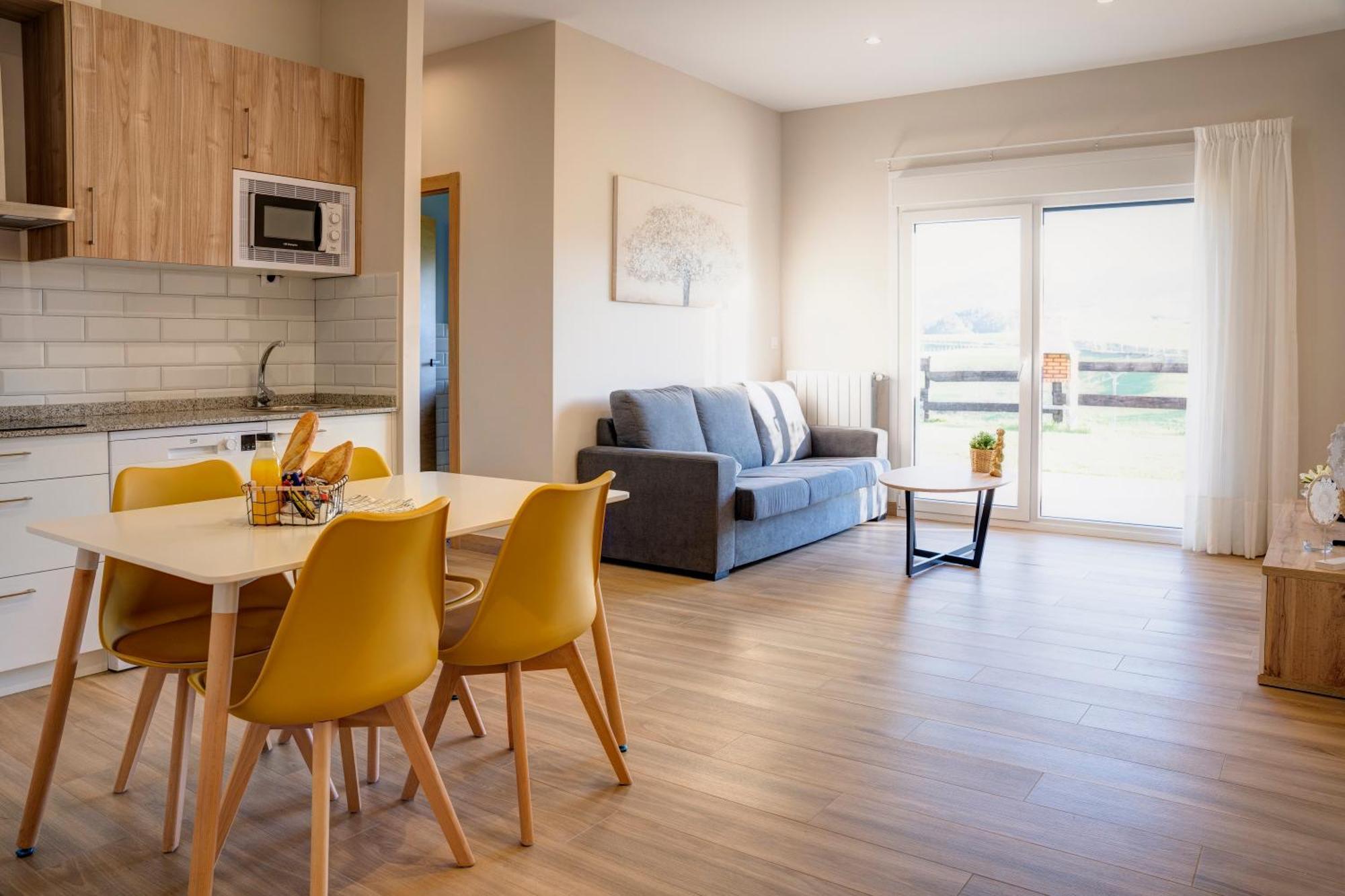 Apartamentos Alto Ubiro Lierganes Bagian luar foto